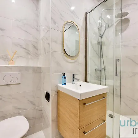 159 - Urban Beautiful Brand New Flat In Appartamento *
